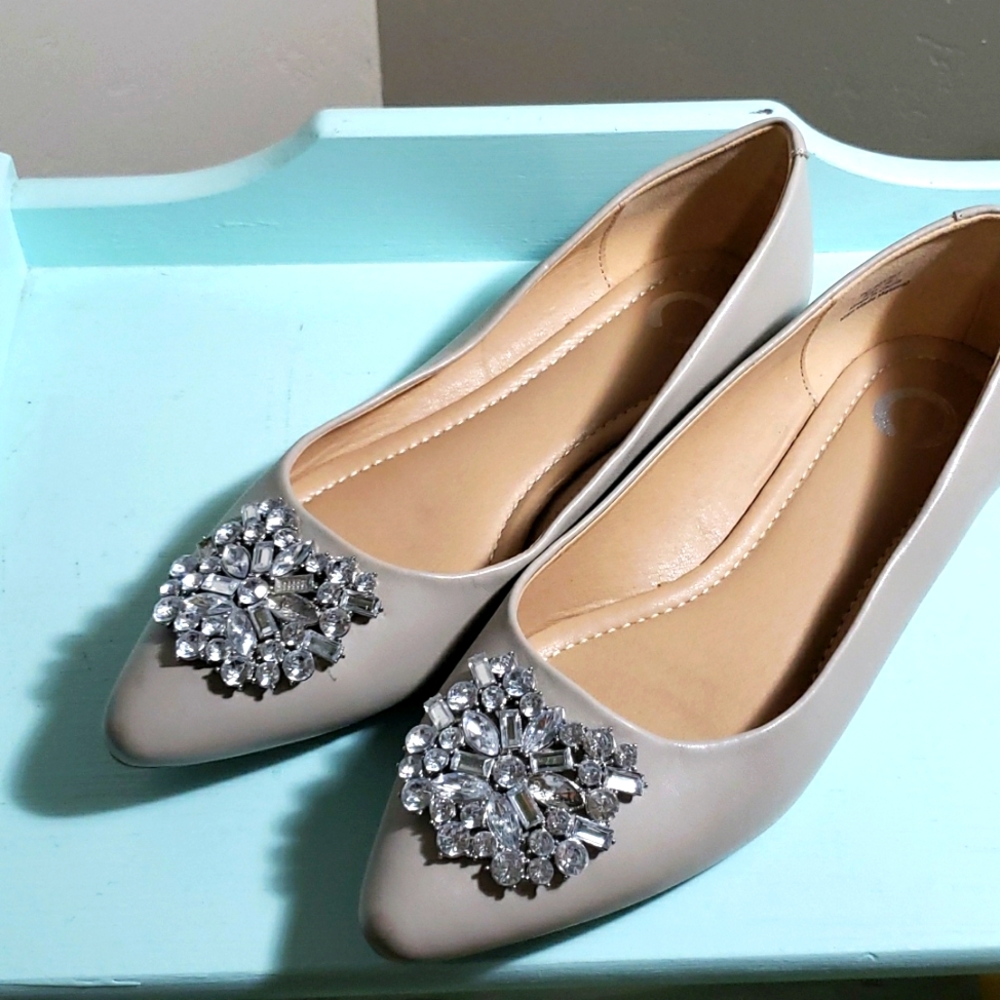 Renzo Jeweled Grey Flats